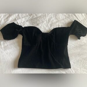 NWOT Urban Outfitters Kimchi Blue velour Cap Sleeve crop top M Medium